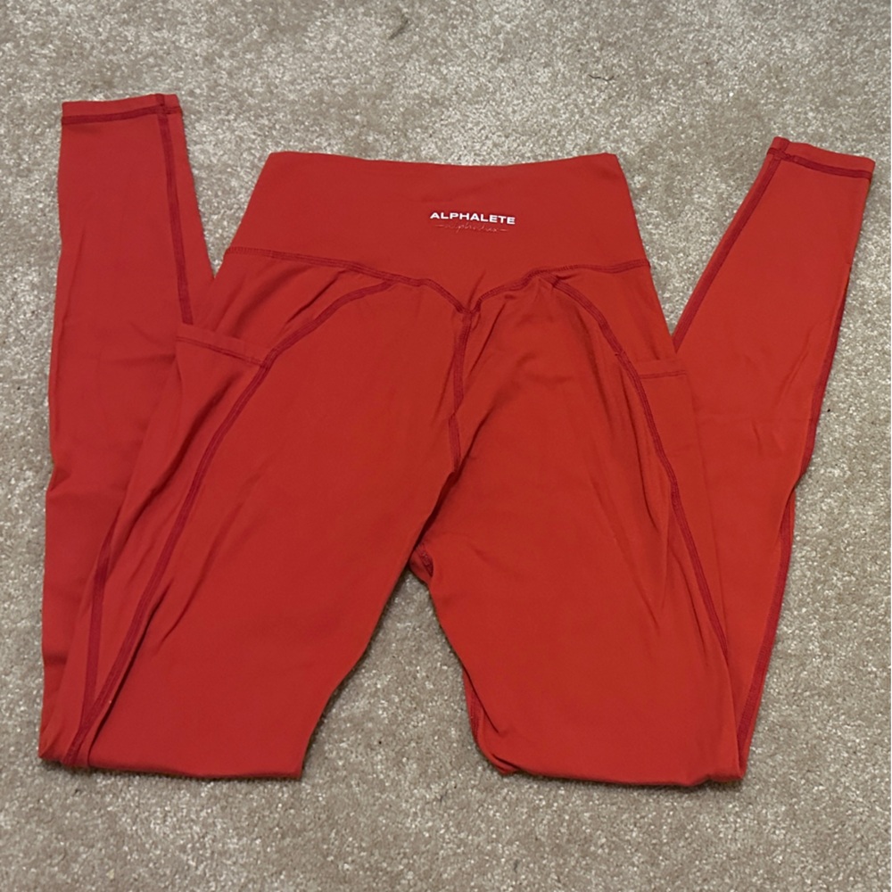 Alphalete Women's AlphaLUX leggings